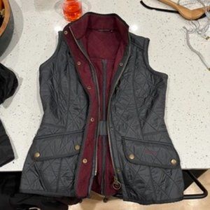 Classic Black Barbour Otterburn Gilet Vest